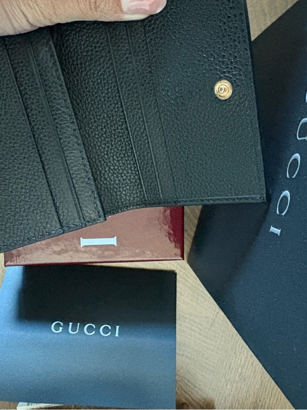 NWT brand new Gucci wallet new season - Picture 3 of 4